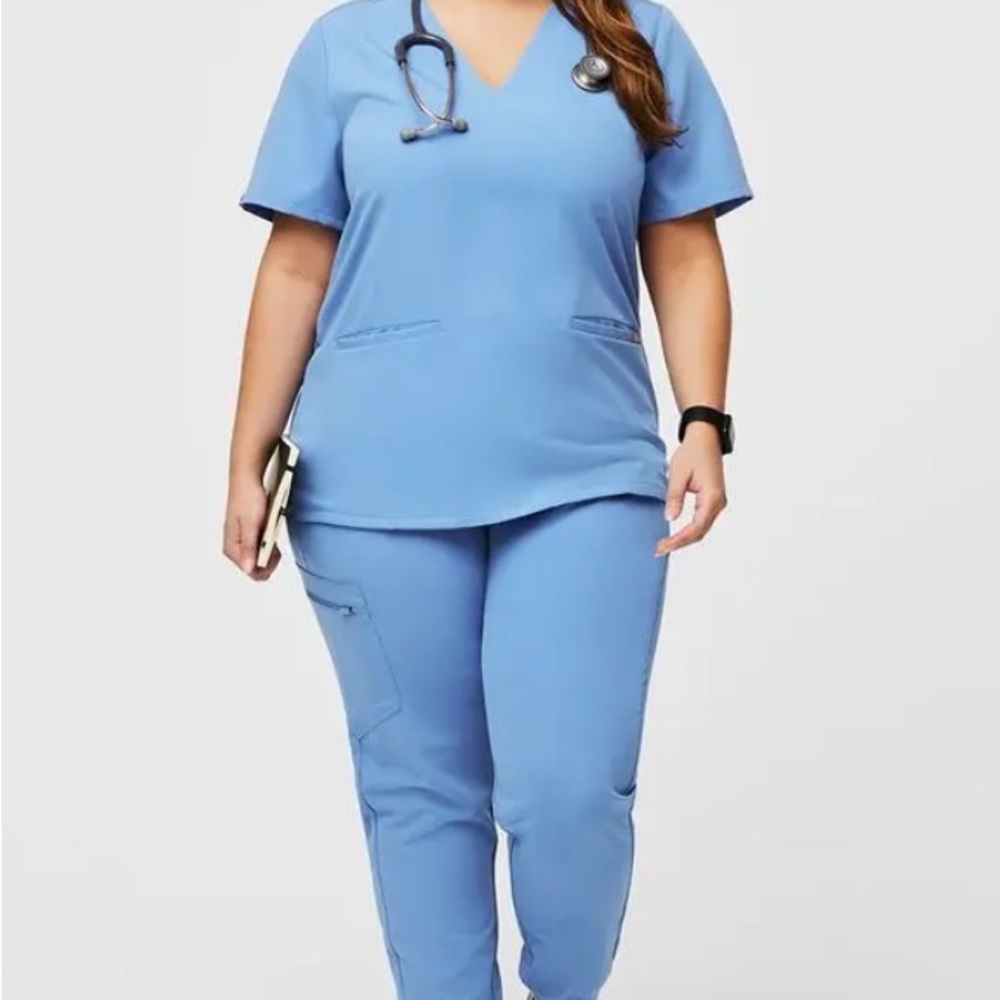 Figs ceil blue scrub set
